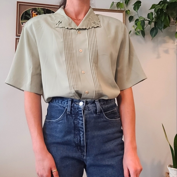 Vintage pastel green blouse - Picture 3 of 7